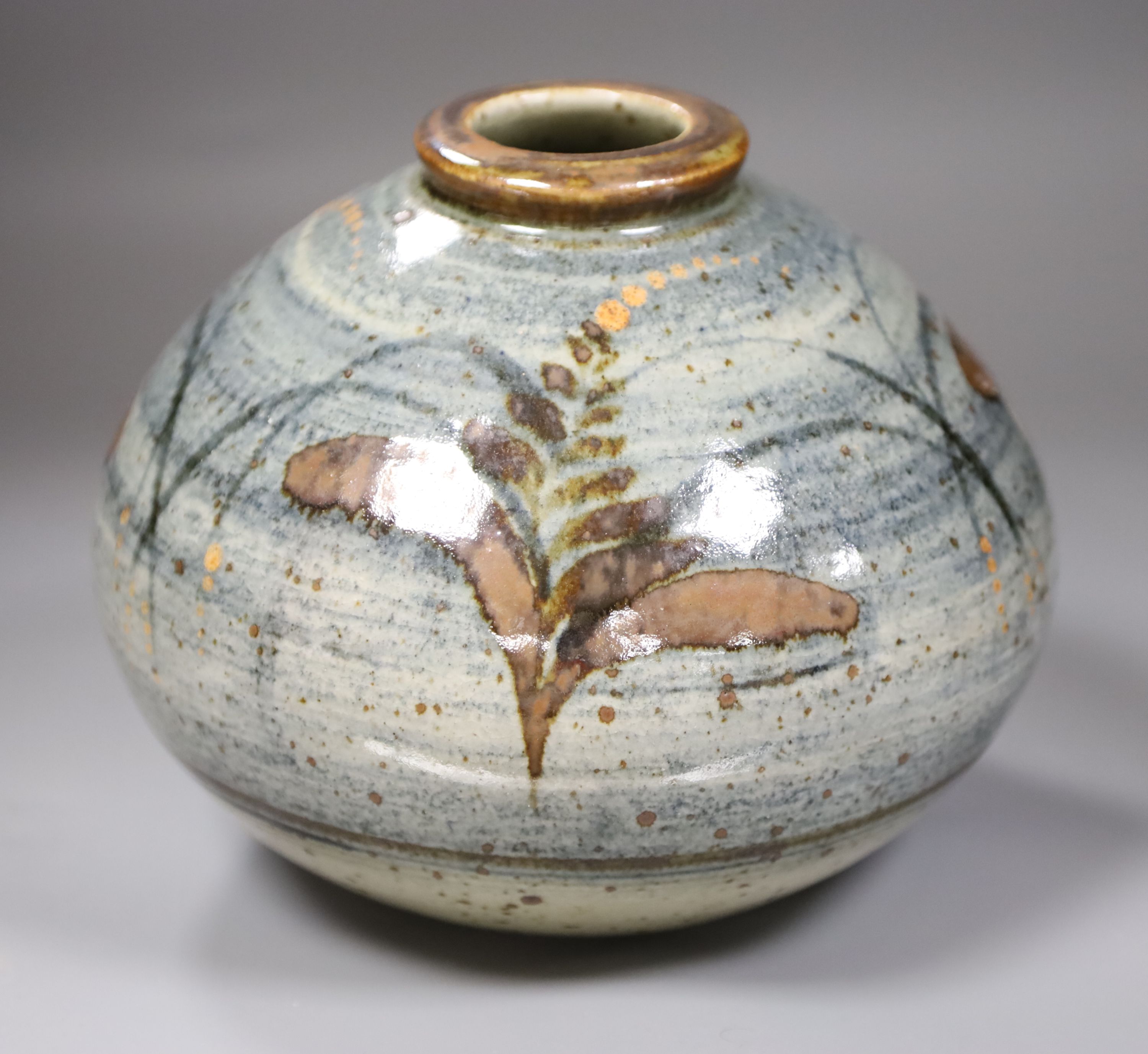 A Studio pottery vase by David Leach, height 20cm